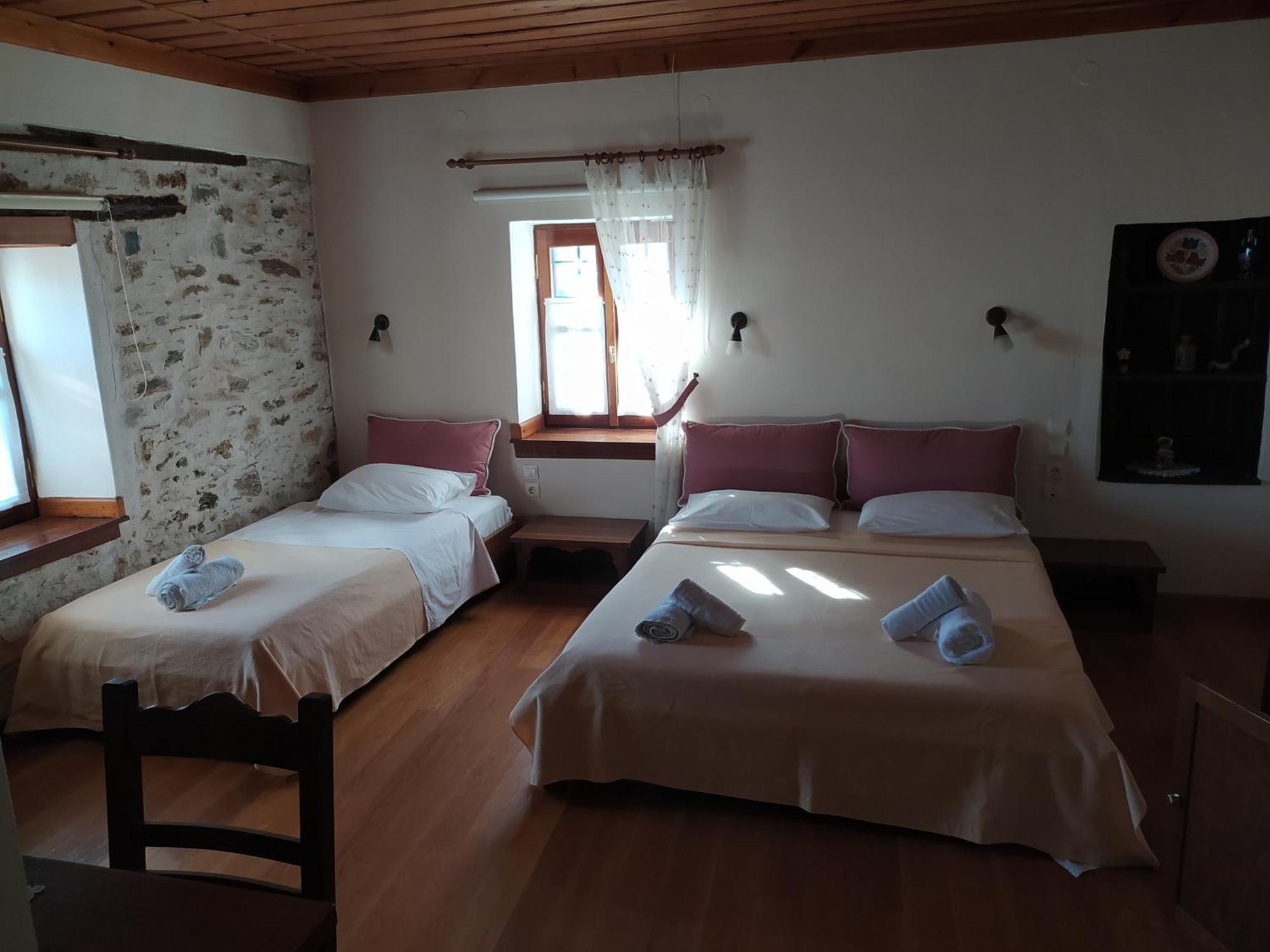 Archontiko Iatridis Hotel Mourésion Eksteriør billede